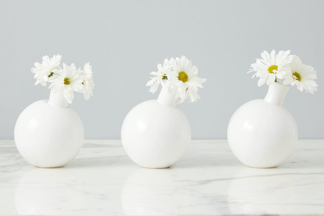 White Sphere Bud Vase-ETU Home